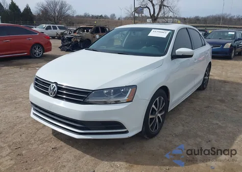 2017 Volkswagen Jetta 1.4T Se z USA, uszkodzony, nr VIN 3VWDB7AJ0HM251800